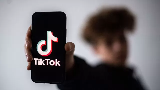 TikTok: El país que vetó el uso de la red social en teléfonos oficiales