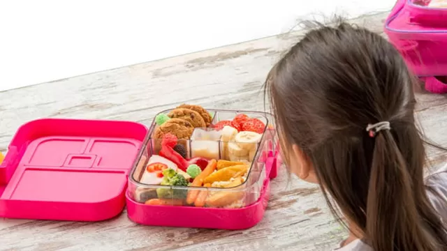 Escolares que llevan almuerzo sin refrigerar corren mayor riesgo de infecciones estomacales