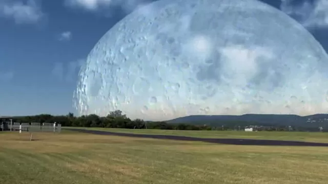 Una animación muestra cómo se vería la Luna si estuviese tan cerca a la Tierra.