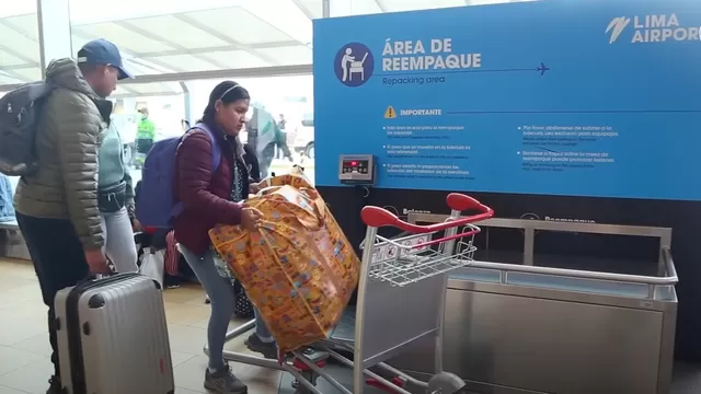 Puedes pesar tus maletas de forma gratuita dentro del aeropuerto (Foto: Traveleras)