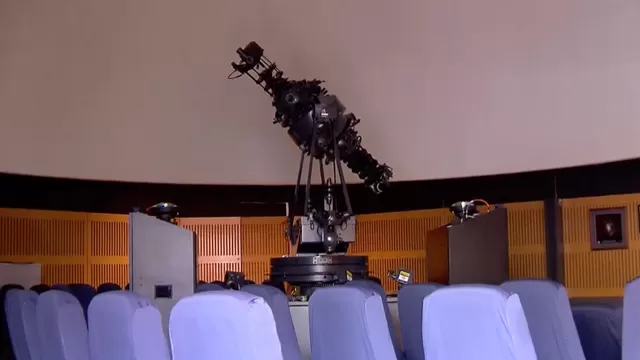 GOTO, el primer equipo proyector del Planetario Nacional del IGP. (Foto: ÚtileInteresante.pe)