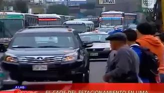 El caos del estacionamiento en Lima