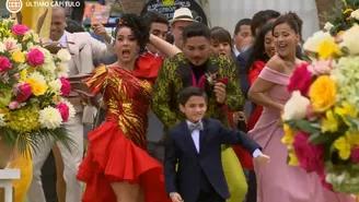 Final AFHS: Los Gonzáles llegaron bailando y cantando a la boda de Joel