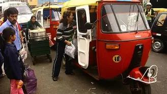 Las 'mototaxis' invaden las calles de Lima 