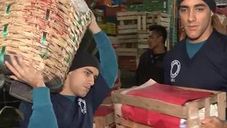 Austin Palao se convirtió en estibador en el Mercado de frutas