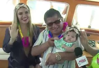 Clavito y su Chela: Robert Muñoz y Andrea Fonseca mostraron a su bebé