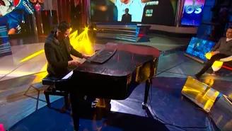 	Gianluca Lapadula sorprende en su otra faceta tocando el piano.