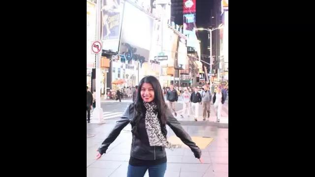 La primera vez de Wendy Sulca en Times Square en el 2016. (Ella jamás imaginó lo que sucedería años después)