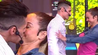 Facundo González robó un beso a Paloma Fiuza en pleno reto de actuación y ella tuvo esta reacción