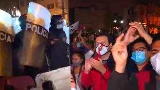 Martín Vizcarra: así reaccionaron los peruanos tras la vacancia presidencial