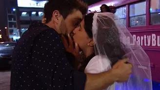 Julia besó apasionadamente a Bicho antes de su boda con César