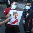 Gianluca Lapadula: Hincha brasileño sorprendió al delantero de la selección peruana con regalo