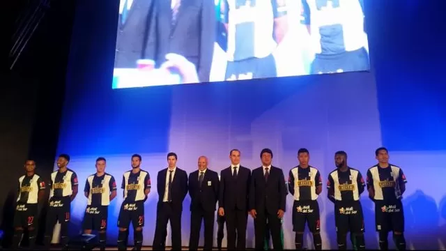 Alianza Lima: conoce la camiseta blanquiazul para la temporada 2016-foto-3