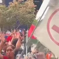 Universitario: Hinchas realizaron banderazo en hotel de concentración
