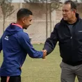 Juan Reynoso alista plan de amistosos y visitó entrenamientos de Carlos Stein