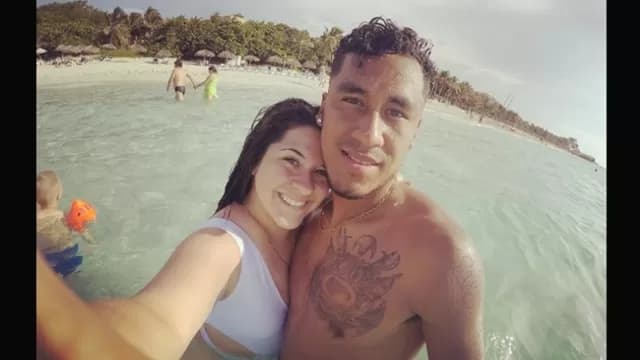 Renato Tapia tiene tatuado el escudo nacional en el pecho-foto-2