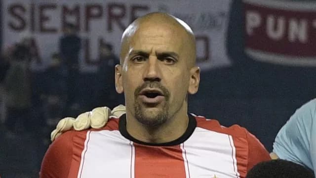Verón arrancó de titular en el duelo Estudiantes-Botafogo. (Foto: AFP)-foto-1