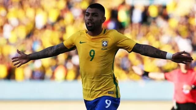 'Gabigol' llegó a Milán y causó alboroto entre los hinchas del Inter-foto-1
