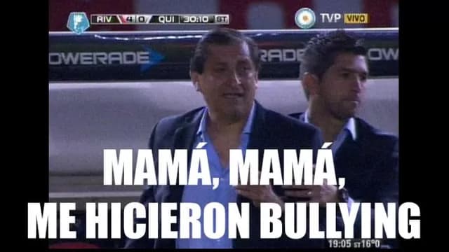 Hinchas de Boca se burlan de renuncia de Ramón Díaz a River-foto-3