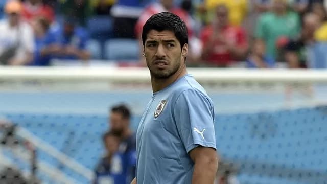 Los hinchas de Uruguay e Italia calientan la previa del decisivo encuentro-foto-3