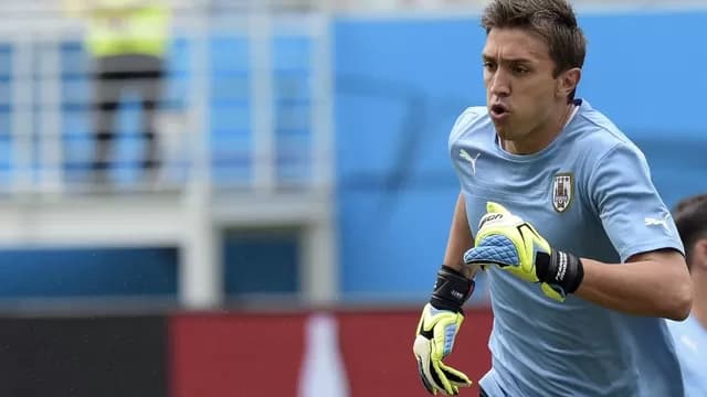 Los hinchas de Uruguay e Italia calientan la previa del decisivo encuentro-foto-15