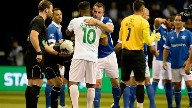 Michael Ballack y Rivaldo. / Foto: Star Sixes-foto-3