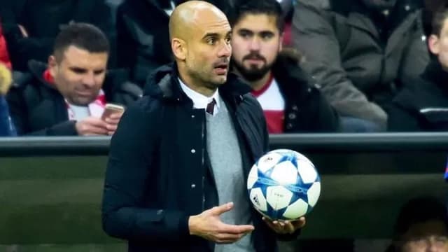 Pep Guardiola y el "invento" en el sistema del Bayern Munich en Champions-foto-1