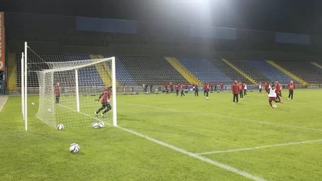 Los dirigidos por Gareca siguen los trabajos. (FPF)-foto-7