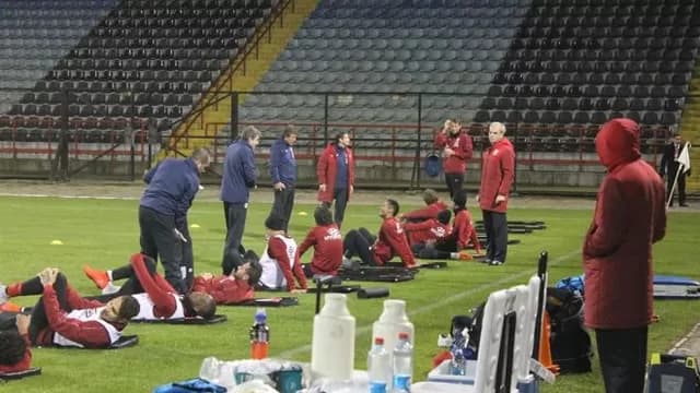 Los dirigidos por Gareca siguen los trabajos. (FPF)-foto-8