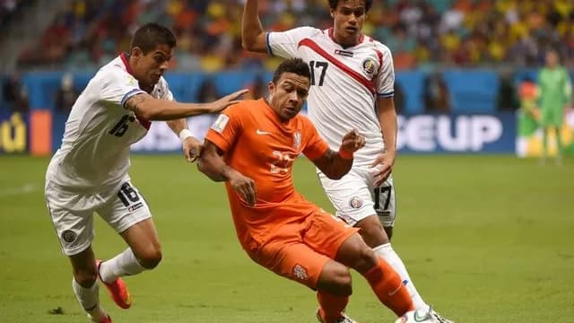 Vea las mejores imágenes del vibrante encuentro entre Holanda y Costa Rica-foto-2