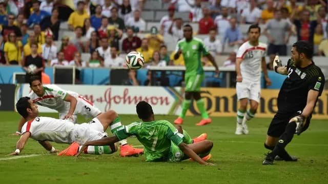 Repasa las postales del primer empate del Mundial entre Irán y Nigeria-foto-4