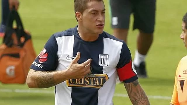 Alianza reveló nueva camiseta morada en honor al Señor de los Milagros-foto-1