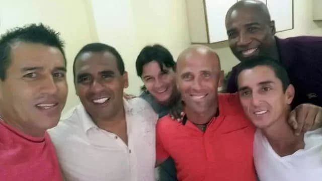 El selfie de los jugadores en el camerino del estadio Monumental. (Foto: Universitario)-foto-1
