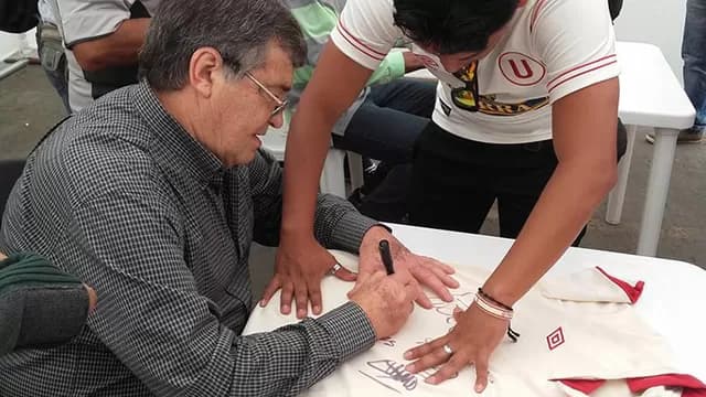 El selfie de los jugadores en el camerino del estadio Monumental. (Foto: Universitario)-foto-3
