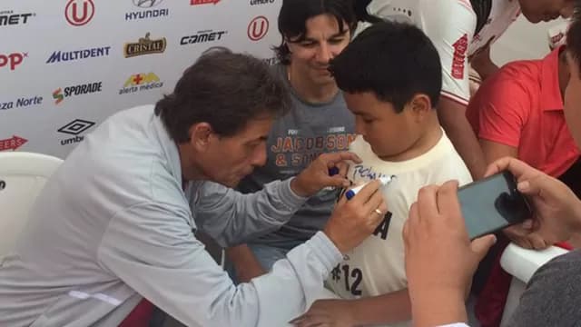 El selfie de los jugadores en el camerino del estadio Monumental. (Foto: Universitario)-foto-7