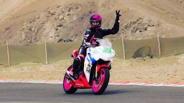 Instagram (@aidaariela)-foto-1