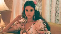 Selena Gómez lanza De una vez, tras casi una década sin cantar en español