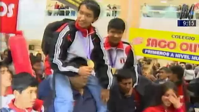 Perú gana 2 medallas de oro en Olimpiadas de Matemáticas en Tailandia