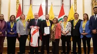 Alcalde de Lima, Rafael López Aliaga, condecoró a Agustín Laje con Medalla de Lima