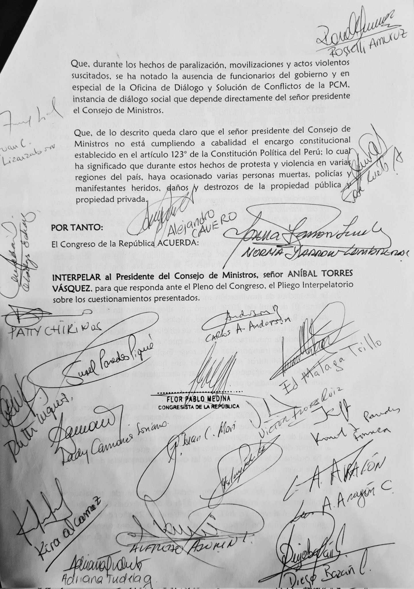 Alcanzan firmas para presentar moción de interpelación contra Aníbal Torres