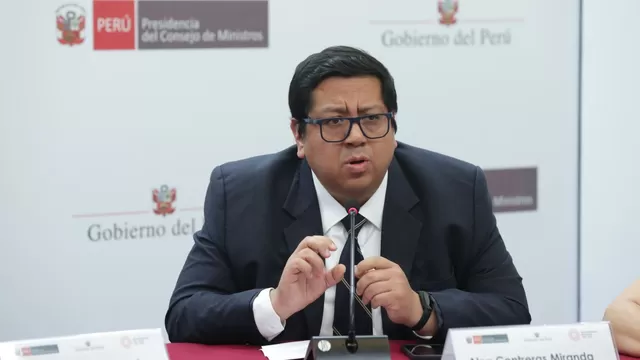 Álex Contreras presentó su renuncia al cargo de ministro de Economía
