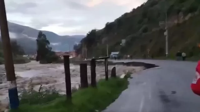 Inundaciones en Apurímac: Río destruye parte de la Vía Interoceánica