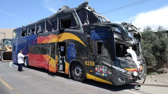 Accidente del bus de Cruz del Sur ocurrió en Arequipa. Foto: Andina
