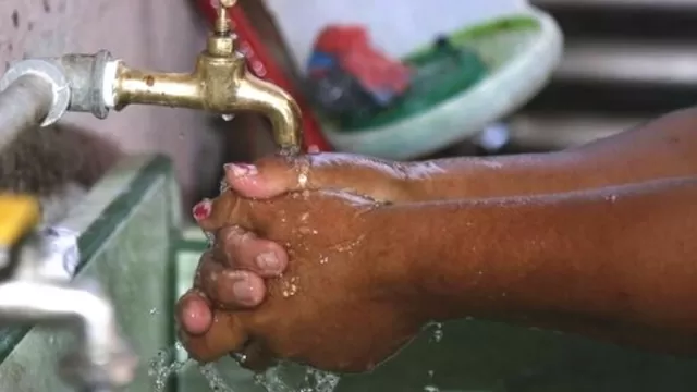 Arequipa: Se restablece lentamente el servicio de agua