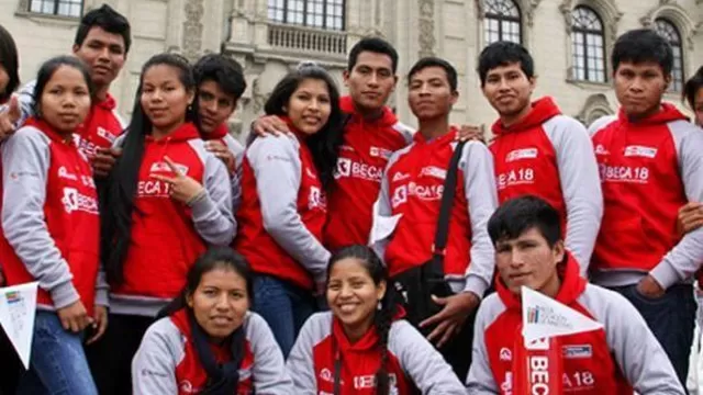 Jóvenes podrán aplicar a becas de pregrado. Foto: Agencia Andina