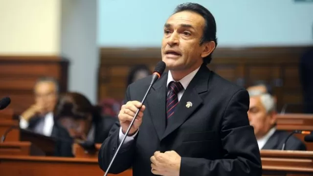 Héctor Becerril, congresista de Fuerza Popular. Foto: Congreso de la República.