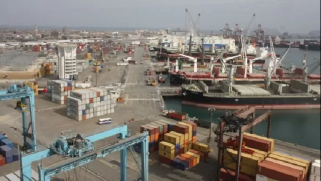 Puertos reciben toneladas de productos. Foto: Andina