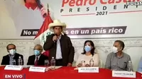 Pedro Castillo ante la prensa extranjera: "Democráticamente tiene que haber una salida"