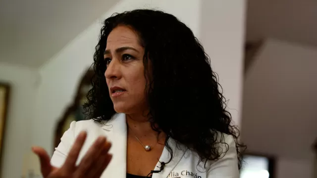 Cecilia Chacón: "El presidente debe de elaborar mejor sus discursos"