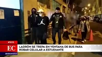 Cercado de Lima: Ladrón trepa en ventana de bus para robar celular a estudiante